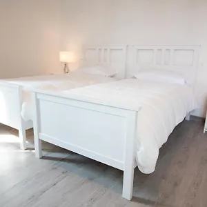 Bed & Breakfast Country, Modena